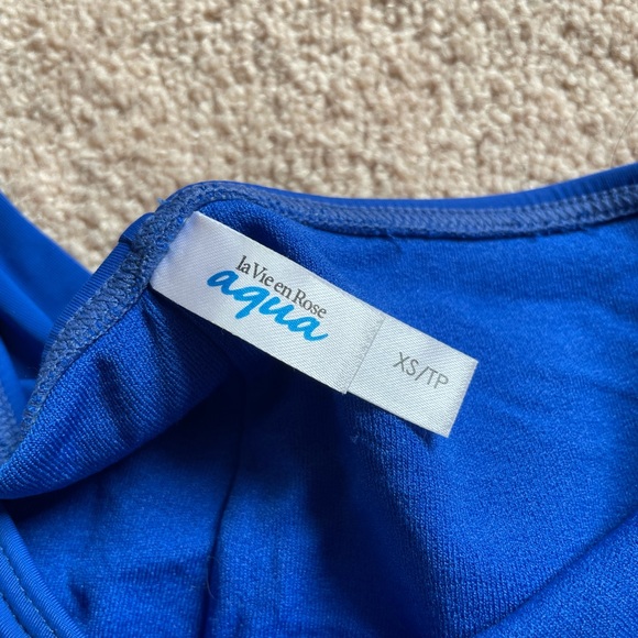 Swim shorts with bow tie front - Picture 3 of 3